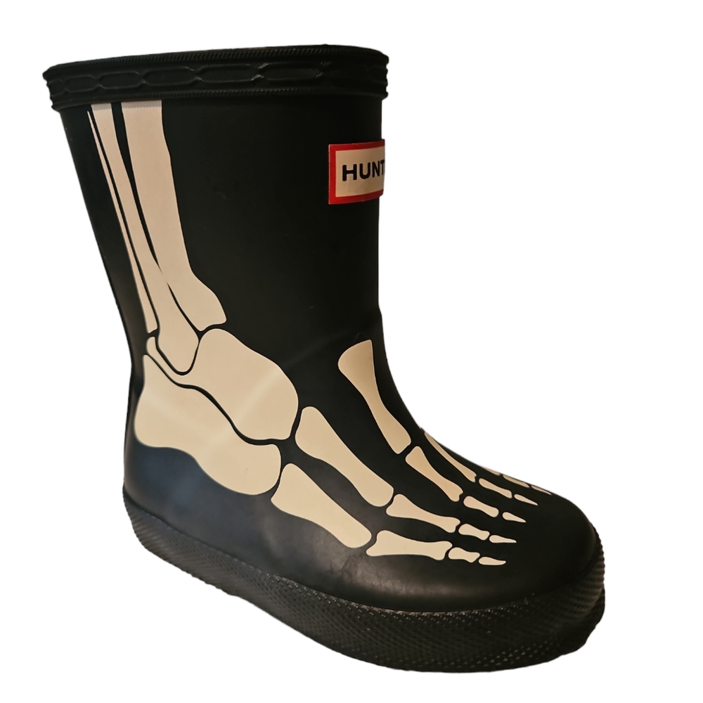 Hunter skeleton rain boots for toddler size6